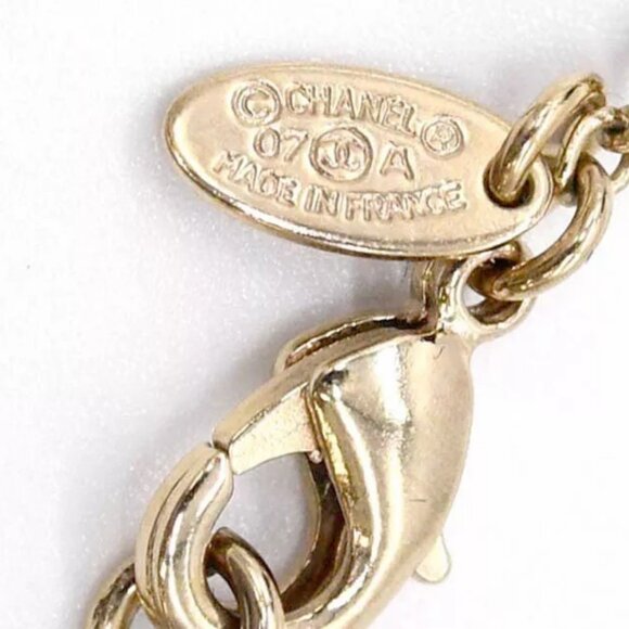 CHANEL CC Logo Rhinestone Pearl Clover Charm Necklace 17" Gold Tone 07A Auth - Picture 6 of 6